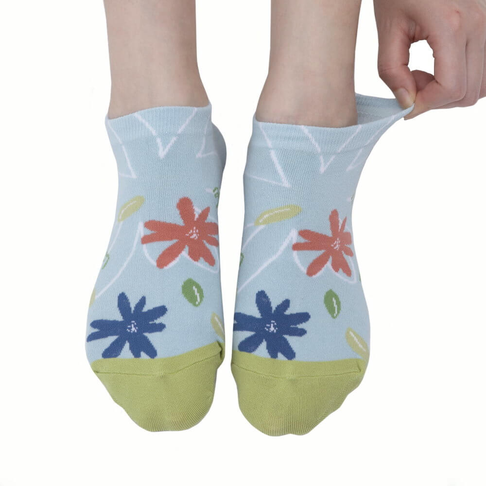 Women Novelty No Show Socks-Spring